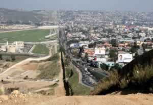 USA on the left, Tijuana on the right.